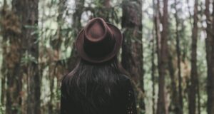 枕で腰痛を改善するためのおすすめアイテムは？