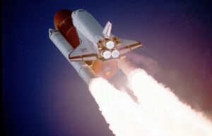 低反発マットレスと高反発マットレスの違いは何ですか？